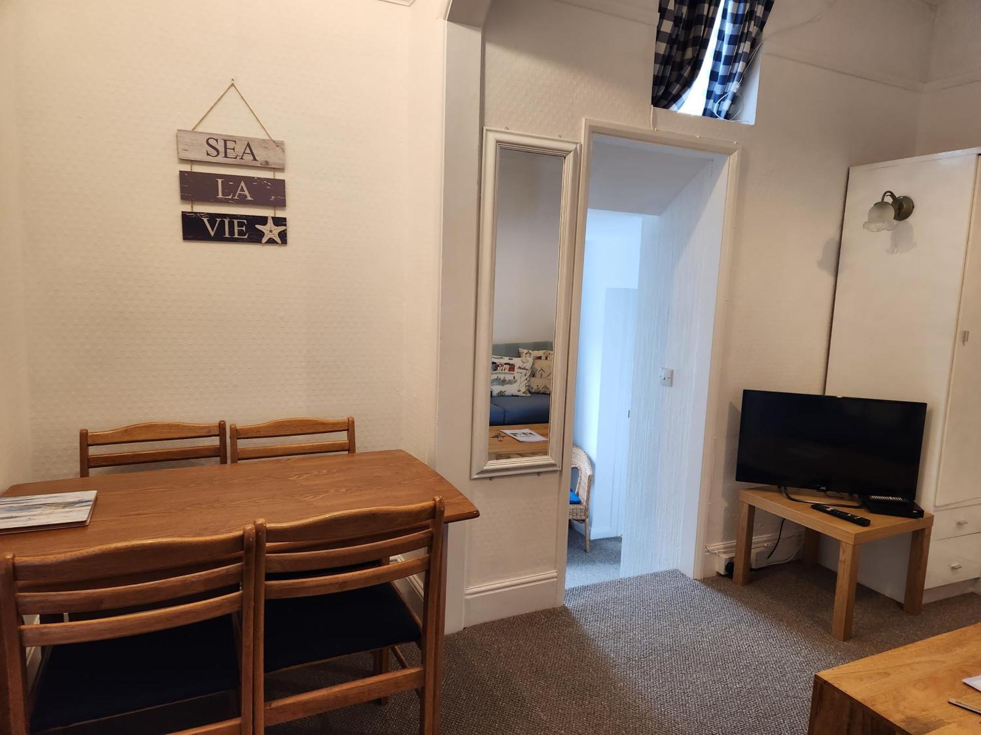 Rose Court Holiday Apartments Torquay Bagian luar foto