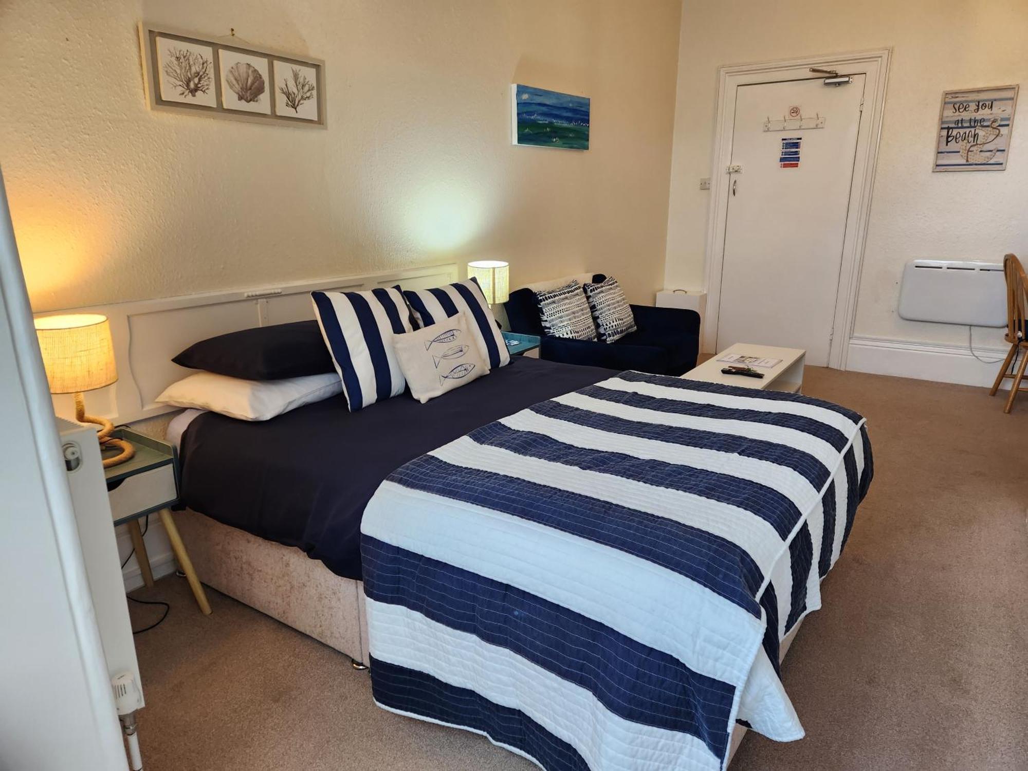Rose Court Holiday Apartments Torquay Bagian luar foto