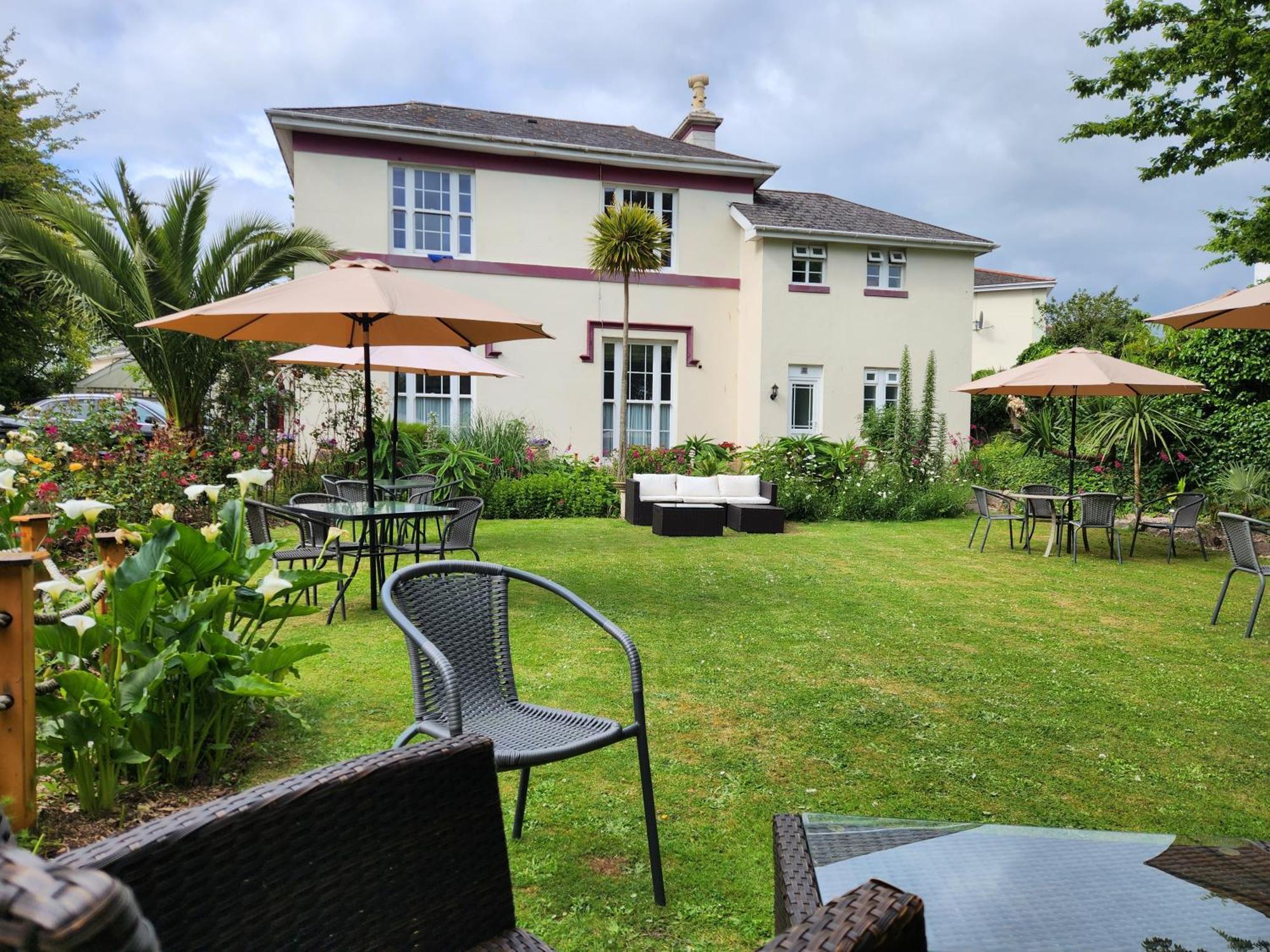 Rose Court Holiday Apartments Torquay Bagian luar foto